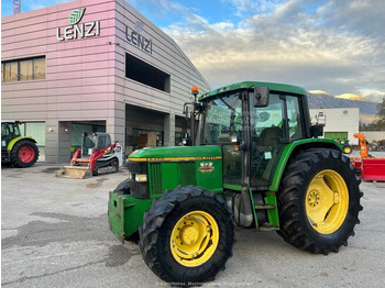 Tracteur agricole JOHN DEERE 6400