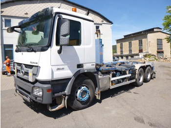 Camion ampliroll MERCEDES-BENZ Actros 2641