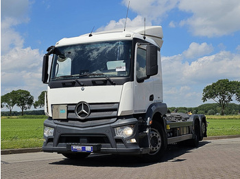 Camion ampliroll MERCEDES-BENZ Actros 2543