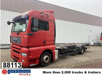 Camion porte-conteneur/ Caisse mobile MAN TGA 18.320