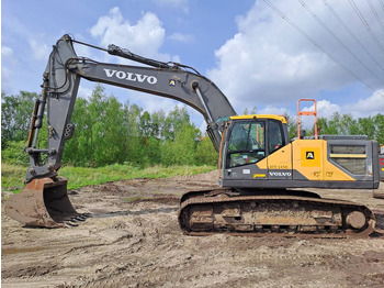 Pelle sur chenille VOLVO EC300EL