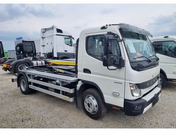 Camion ampliroll FUSO