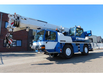 Grue tout-terrain LIEBHERR LTM 1040-2.1