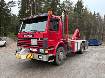 Camion ampliroll SCANIA P112