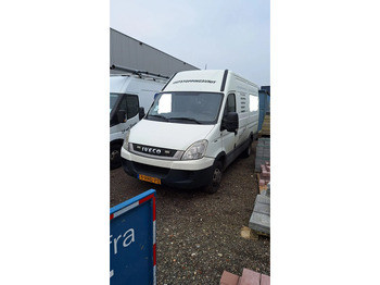 Camion hydrocureur IVECO Daily