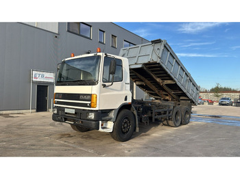 Camion benne DAF 75