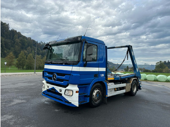 Camion multibenne MERCEDES-BENZ Actros