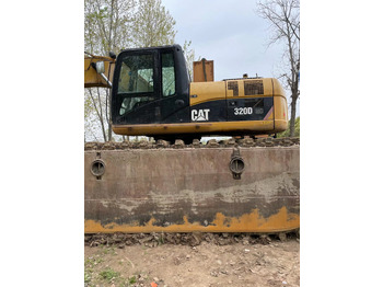 Excavatrice amphibie CATERPILLAR 320D