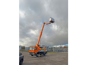 Camion avec nacelle MERCEDES-BENZ