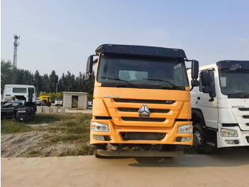 Tracteur routier SINOTRUK HOWO