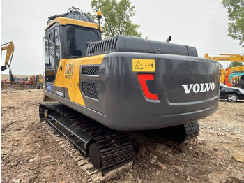 Pelle sur chenille VOLVO EC210