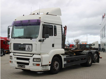 Camion ampliroll MAN TGA 26.410