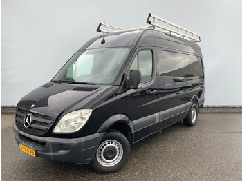 Fourgon utilitaire MERCEDES-BENZ Sprinter 211