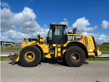 Chargeuse sur pneus CATERPILLAR 966MXE