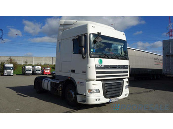 Tracteur routier DAF XF 105 460