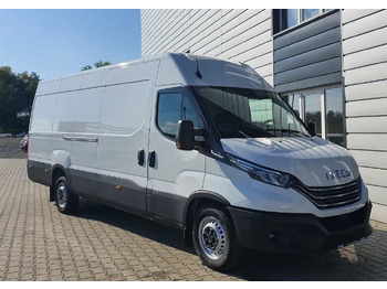 Fourgon utilitaire IVECO Daily 35s18