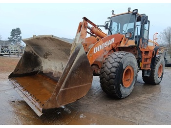 Chargeuse sur pneus Doosan DL 400: photos 2