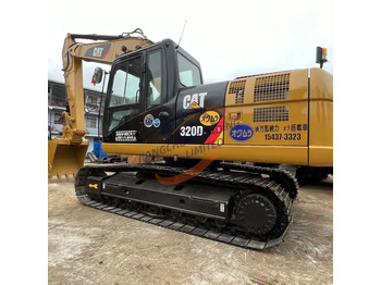 Pelle CATERPILLAR 320D