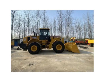 Chargeuse sur pneus CATERPILLAR 966C