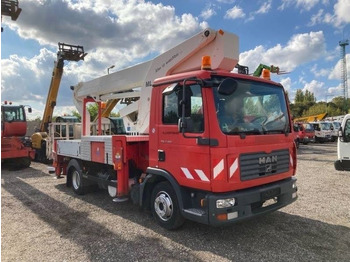 Camion avec nacelle RUTHMANN