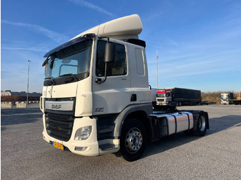 Tracteur routier DAF CF 400