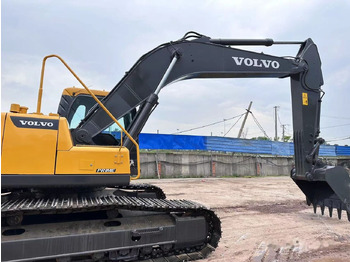 Pelle sur chenille VOLVO EC240