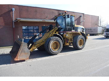 Chargeuse sur pneus CATERPILLAR 924G