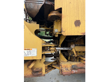 Chargeuse sur pneus Caterpillar 966G: photos 3