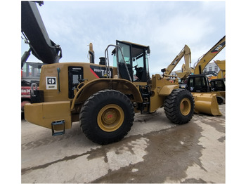 Chargeuse sur pneus CATERPILLAR 966H