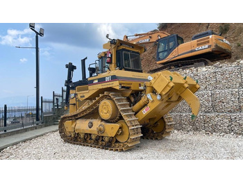 Bulldozer CATERPILLAR D9N