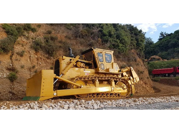 Bulldozer CATERPILLAR D9