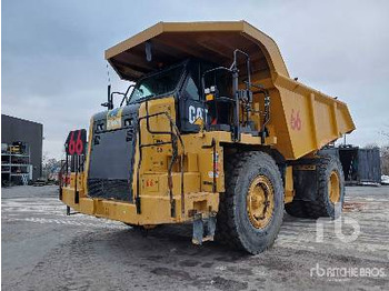 Tombereau rigide CATERPILLAR 772