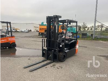 Chariot élévateur électrique DOOSAN