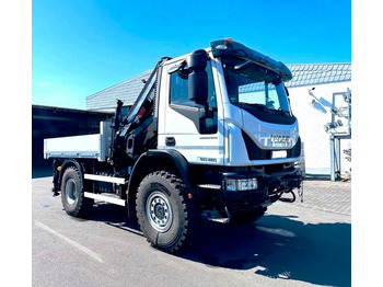 Camion plateau IVECO