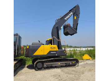 Pelle sur chenille VOLVO EC210