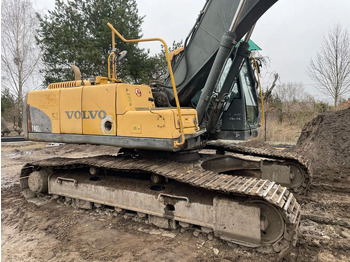 Pelle sur chenille Volvo EC240CL: photos 4