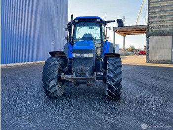 Machine agricole New Holland TM155, traktori etunostolaitteeella, 2004, INTEXW, Salo: photos 4