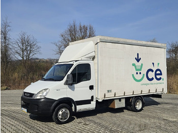 Utilitaire rideaux coulissants (PLSC) IVECO Daily 35c12