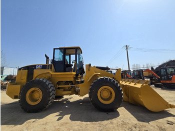 Chargeuse sur pneus CATERPILLAR 966G