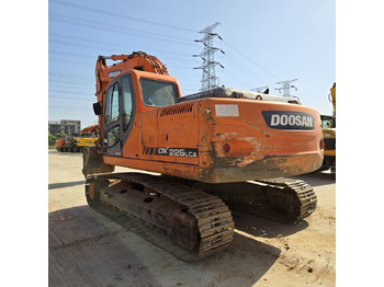 Pelle sur chenille Doosan DX225LCA: photos 4