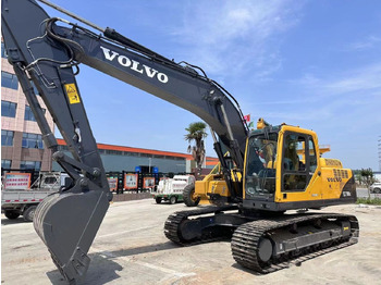 Pelle sur chenille VOLVO EC210BLC