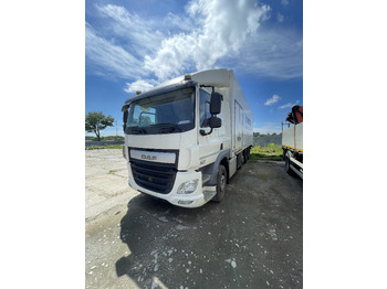 Camion isothermique DAF CF 440