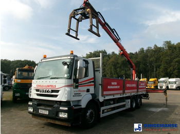 Camion grue IVECO