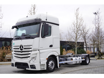 Camion porte-conteneur/ Caisse mobile MERCEDES-BENZ Actros 1840