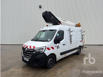 Camion avec nacelle RENAULT Master