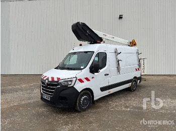 Camion avec nacelle RENAULT Master