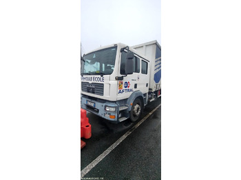 Camion MAN TGM