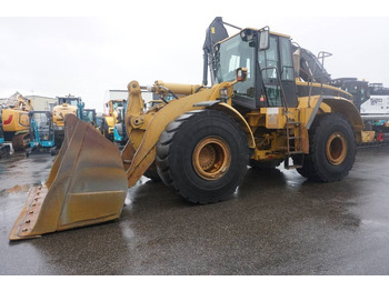 Chargeuse sur pneus CATERPILLAR 966G