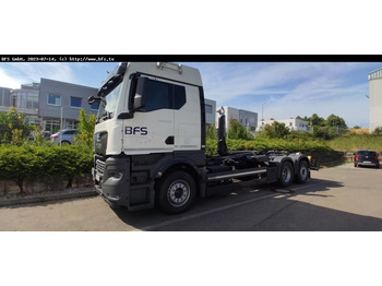 Camion ampliroll MAN TGX 26.510