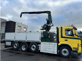 Camion grue VOLVO FM 460